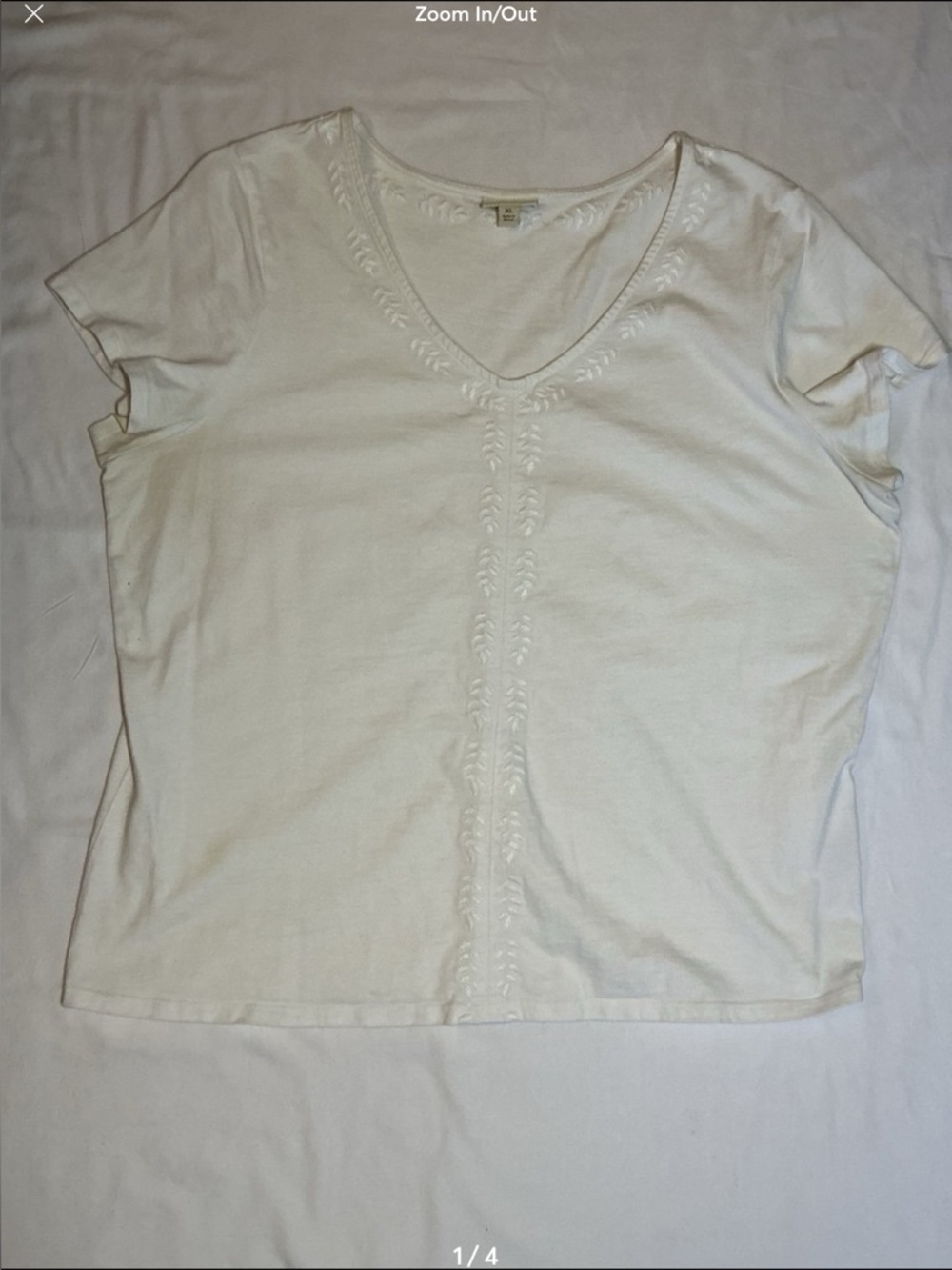 J JillClassic White V-Neck Embroidered Women's Top. Size XL